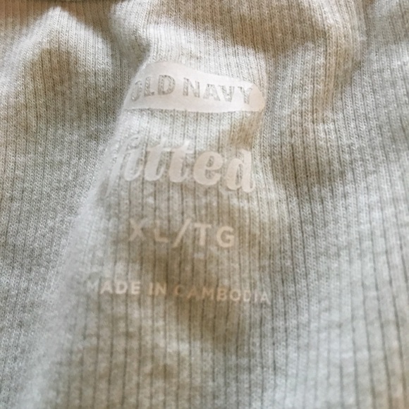 Old Navy Ribbed Racerback Tank. EUC - Picture 2 of 3